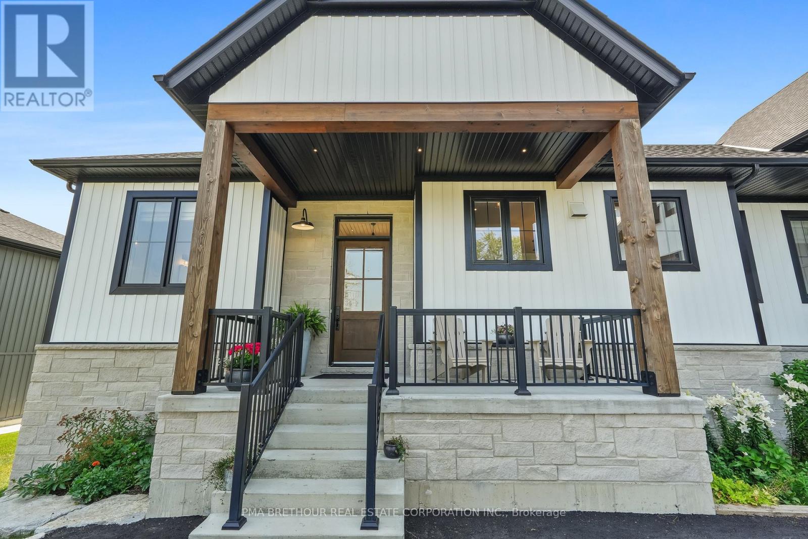 48 PLEASANT VIEW CRESCENT