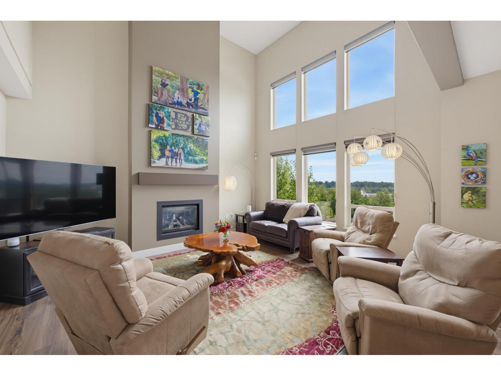 3167 LUKIV TERRACE
