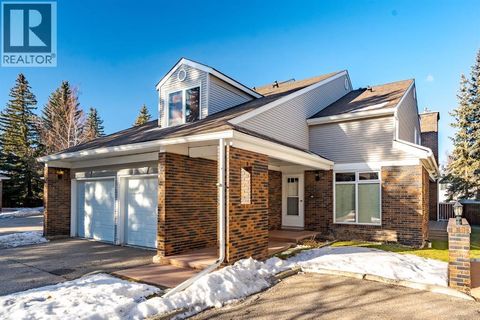 9, 275 Woodridge Drive SW Calgary AB T2W3S2