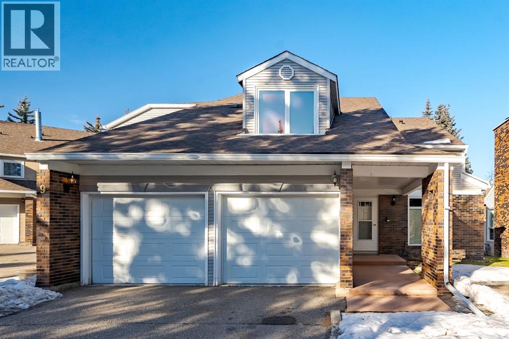 9, 275 Woodridge Drive SW