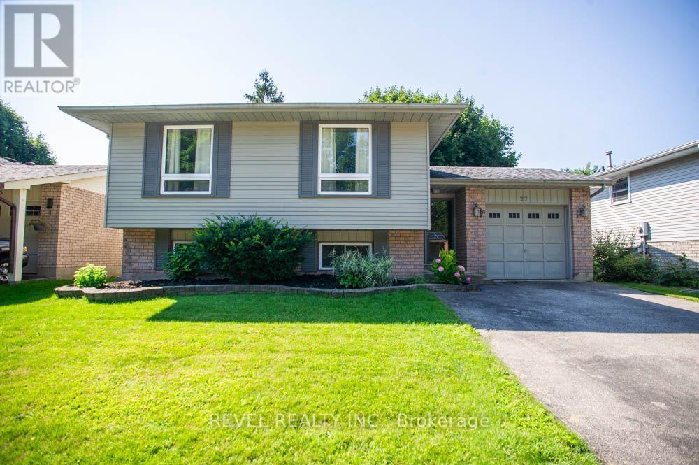 27 MYRTLEVILLE DRIVE