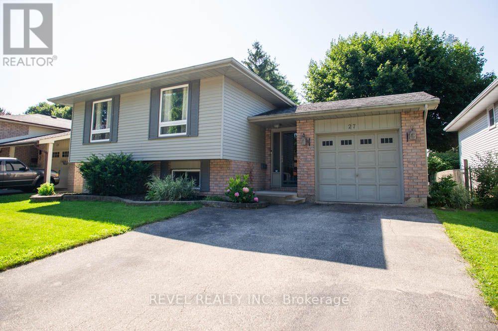 27 MYRTLEVILLE DRIVE