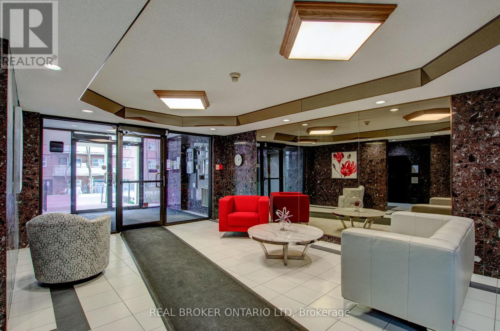 310 - 1180 COMMISSIONERS ROAD W