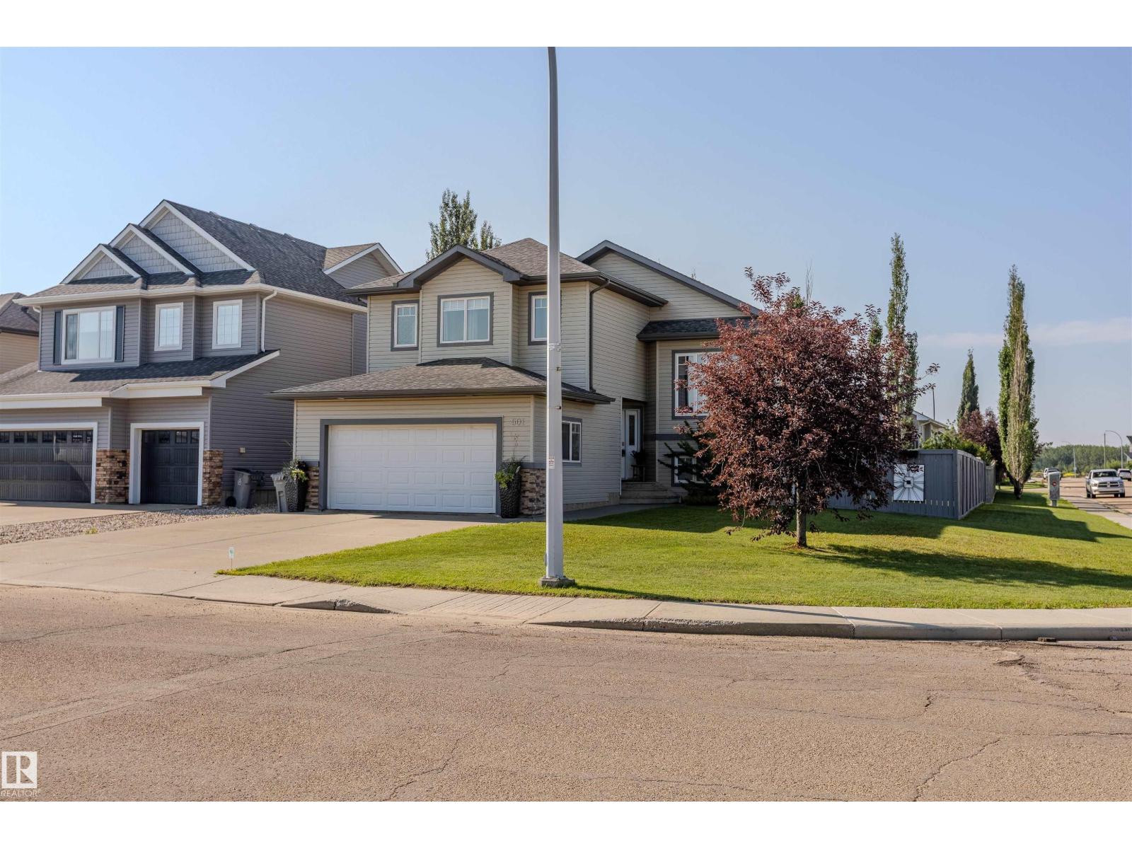 501 GRANDIN DR