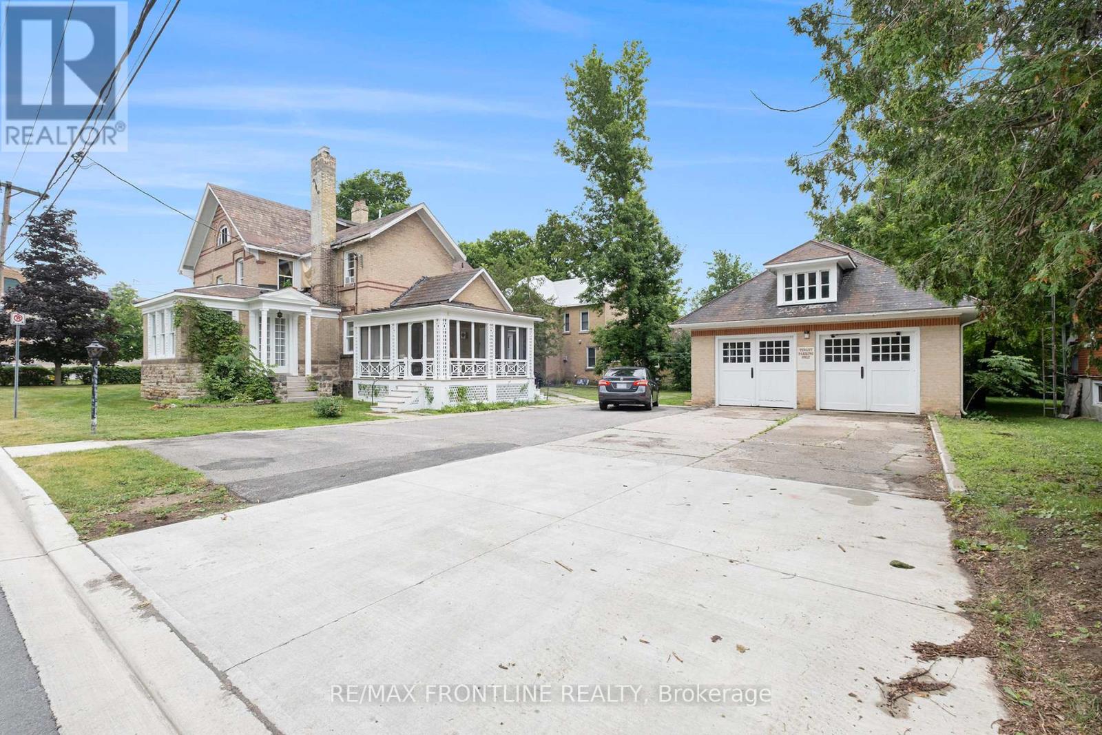 38 DRUMMOND STREET W