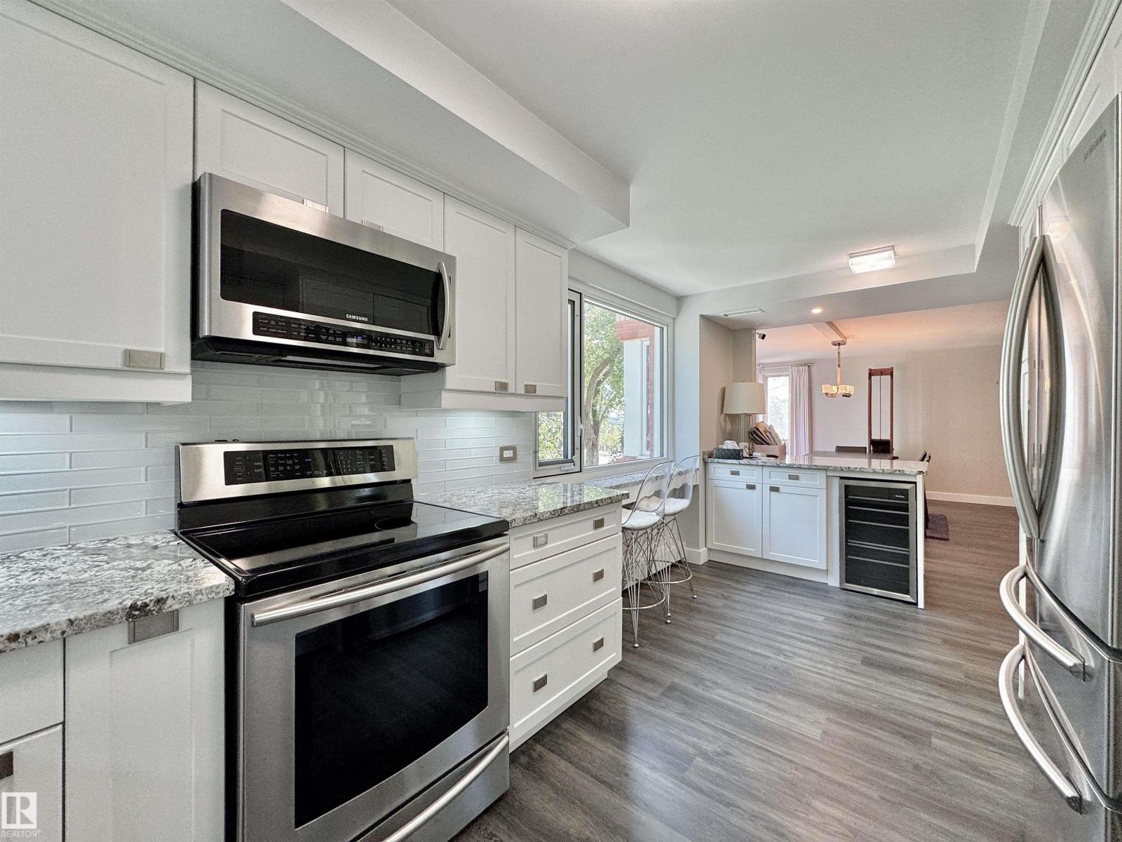 #201 10010 119 ST NW NW