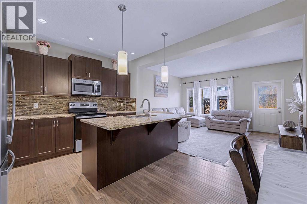 80 Chaparral Valley Crescent SE