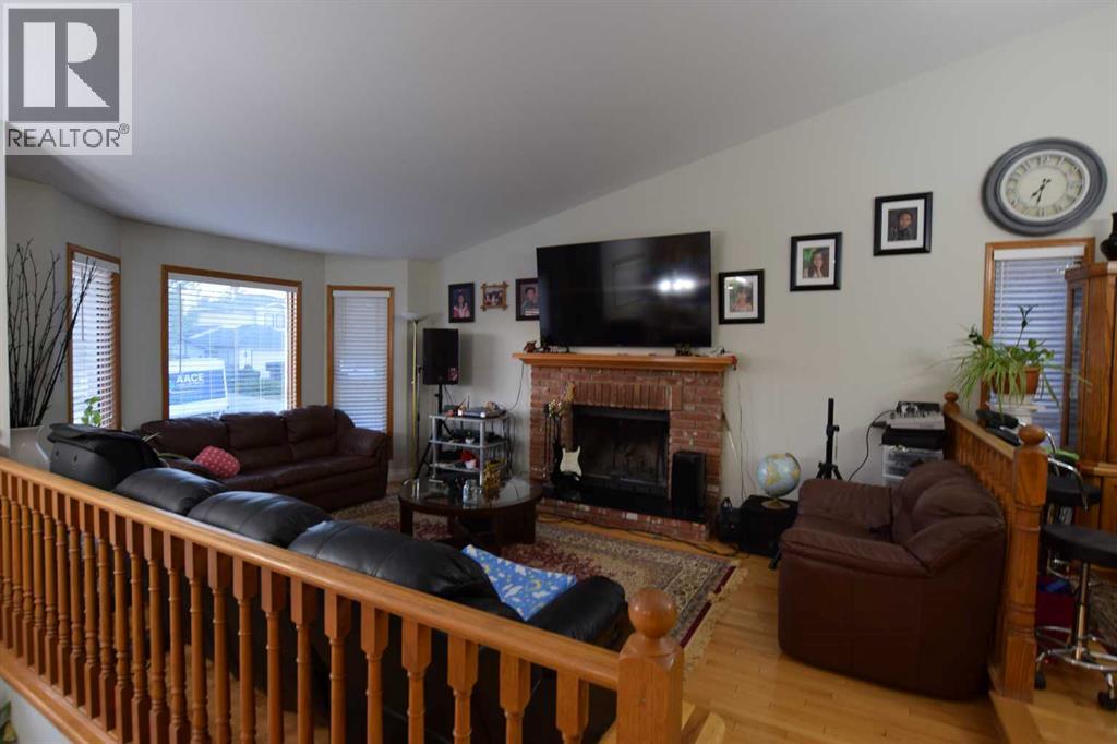 94 Douglas Woods Close SE