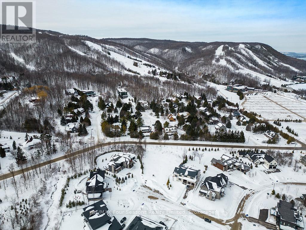 105 GRINDELWALD COURT