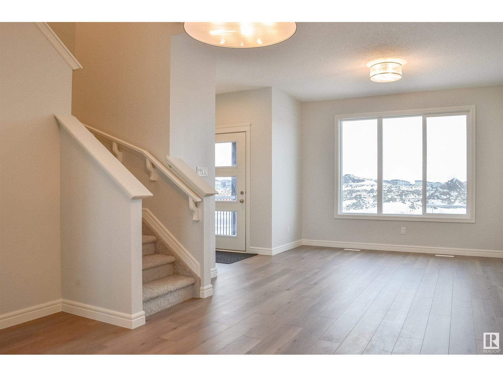 21031 25 AV NW
