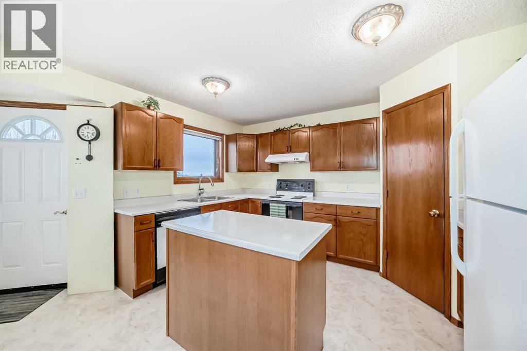 40 Harvest Glen Mews NE