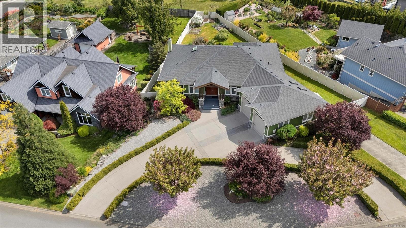 2348 Coopers Hawk Rise