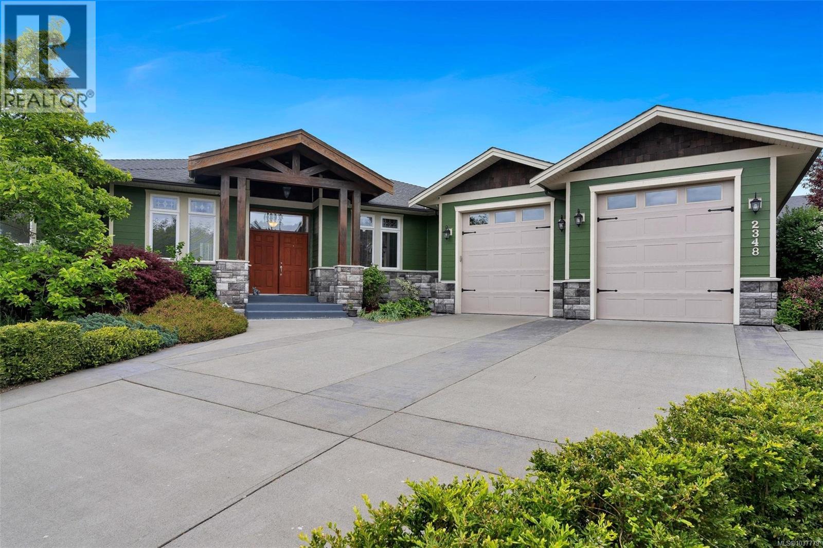 2348 Coopers Hawk Rise