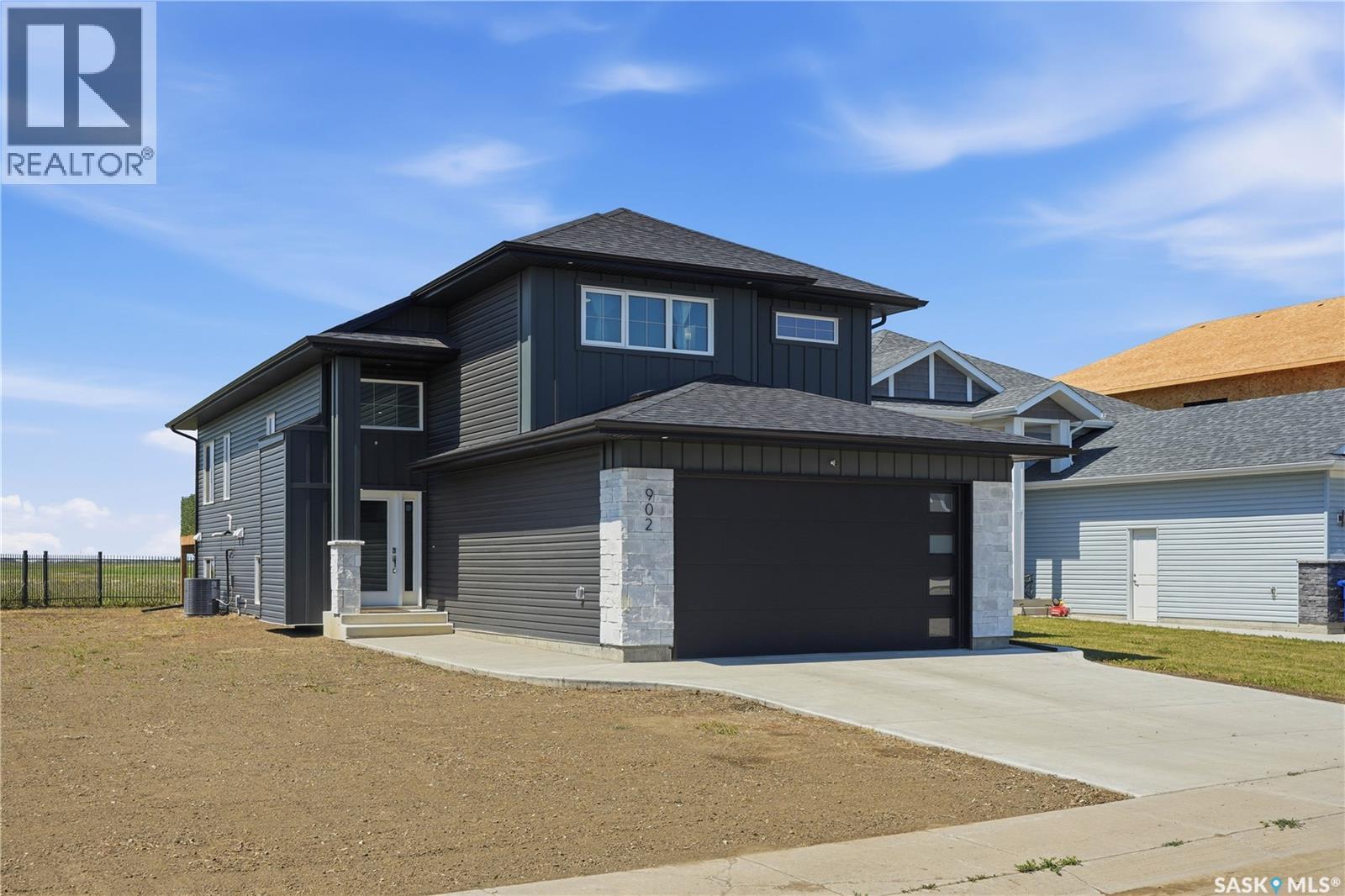 902 Bentley MANOR