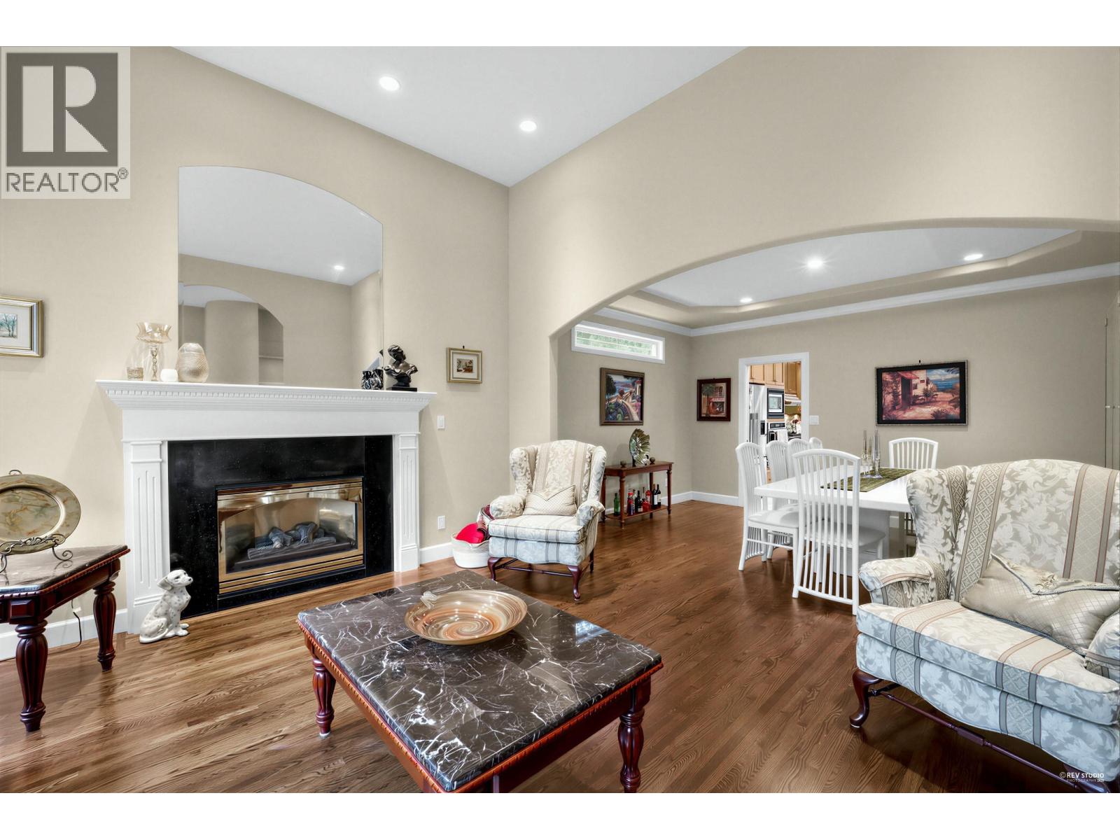 2244 EDGEMONT BOULEVARD