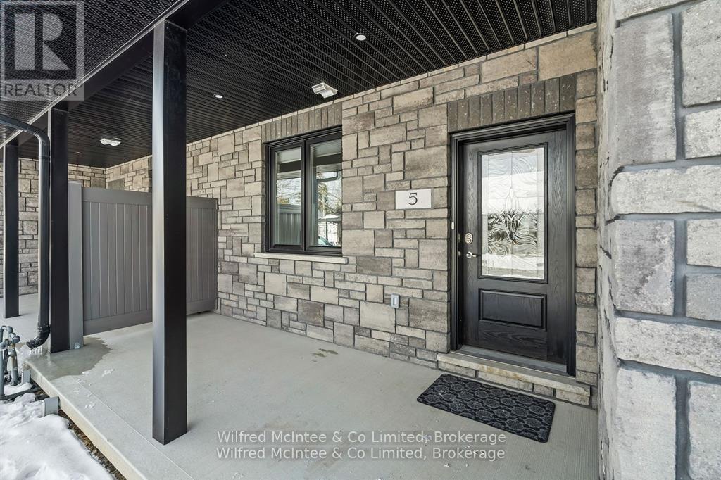 5 - 5 PALMER MARIE LANE