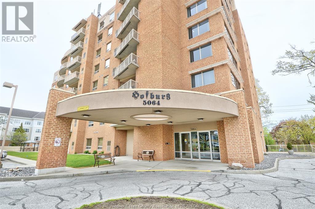5064 WYANDOTTE STREET East Unit# 605