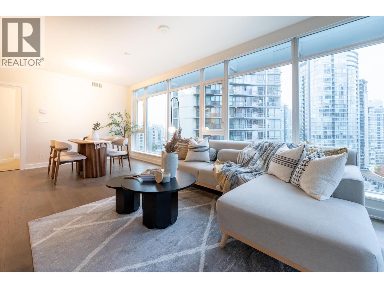 1707 1372 SEYMOUR STREET