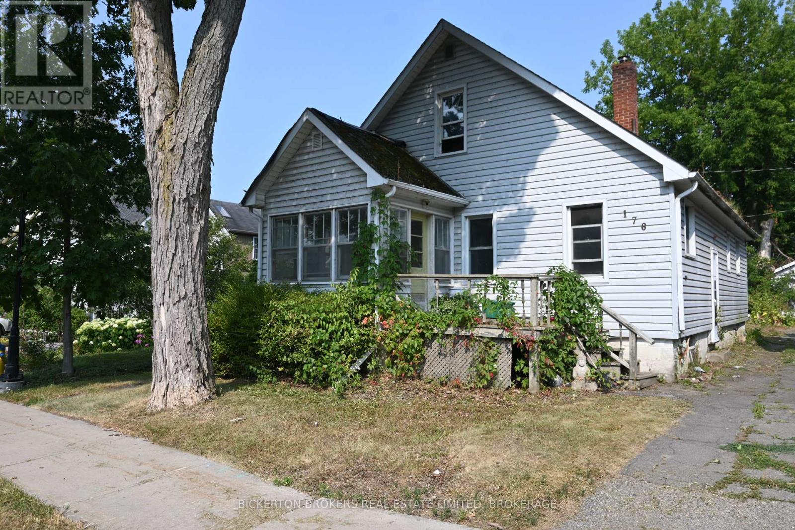 176 JOHN STREET
