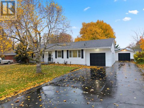 3 ALGONQUIN AVENUE Hamilton ON L9H7K9