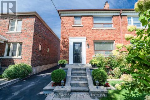 220 BROWNING AVENUE Toronto (Broadview North) ON M4K1X2