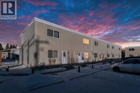 702, 4719 33 Street Red Deer AB T4N0N7