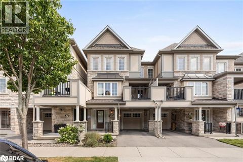 298 JEMIMA Drive Oakville ON L6M0V6
