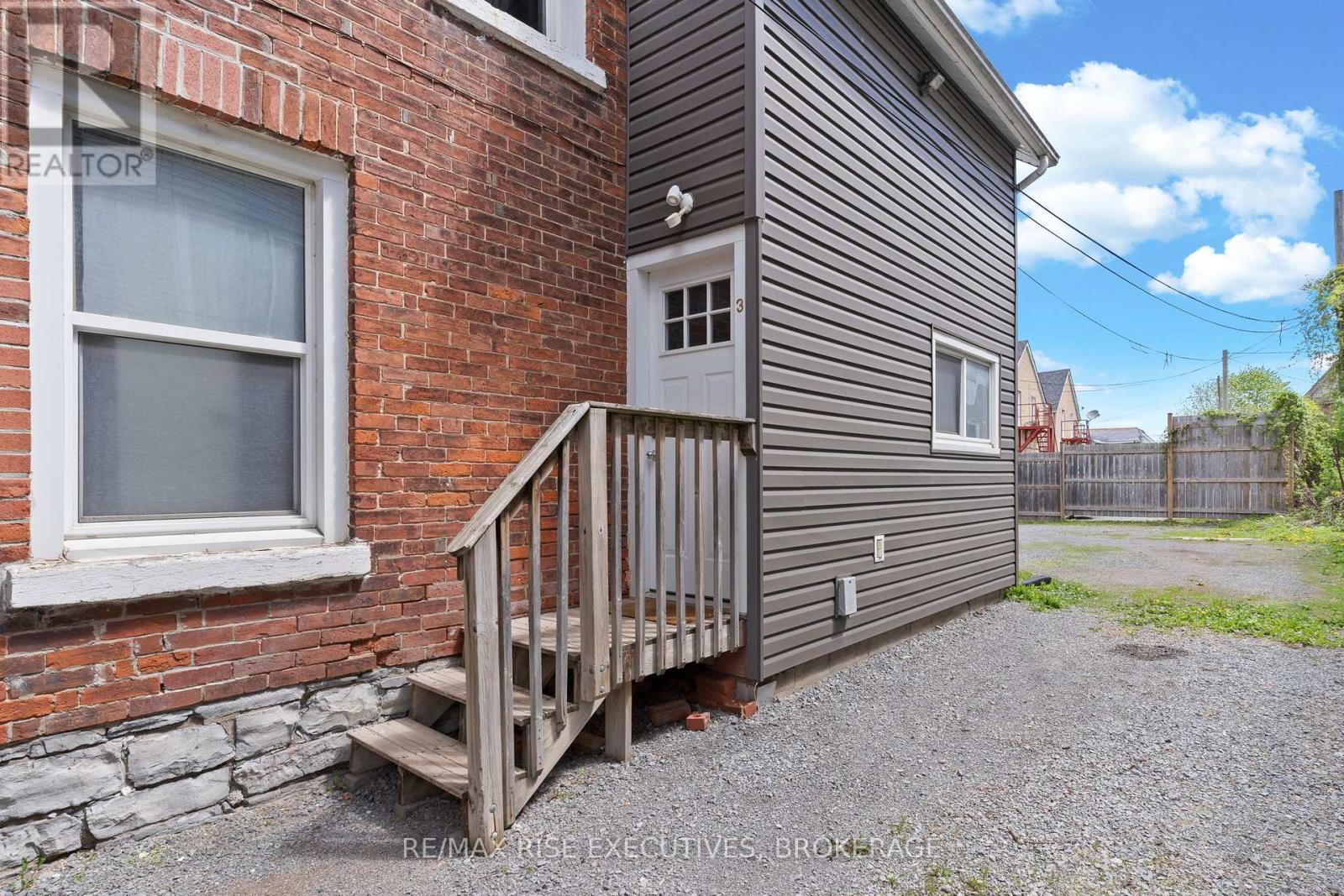 341 DIVISION STREET