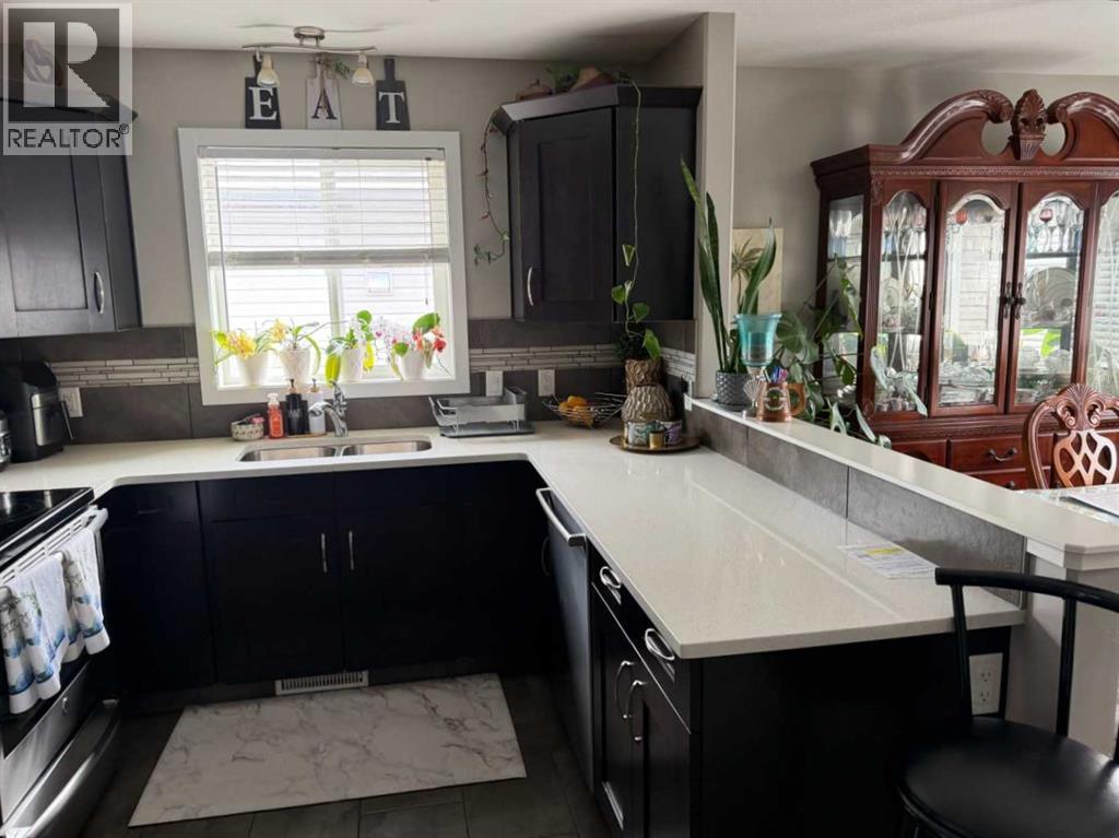 A & B, 12909 Oak Road