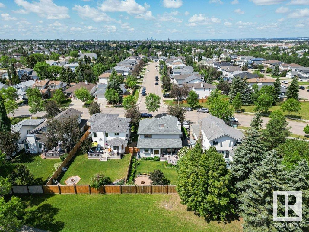 687 MEADOWVIEW DR