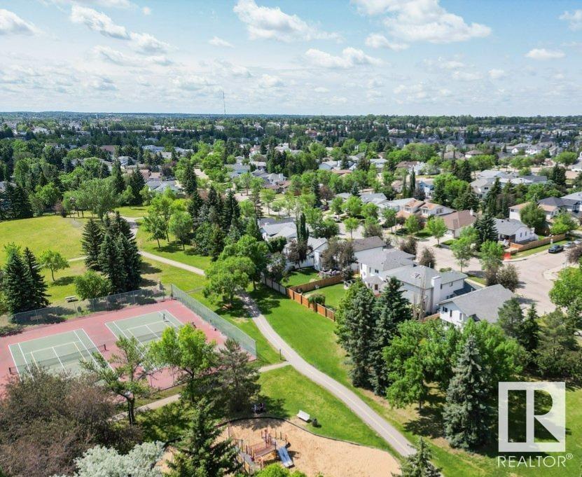 687 MEADOWVIEW DR
