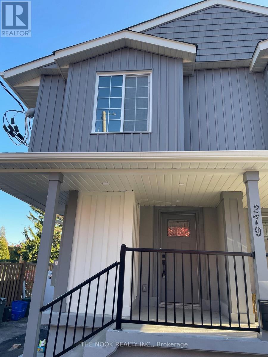 2 - 279 HUMBER AVENUE