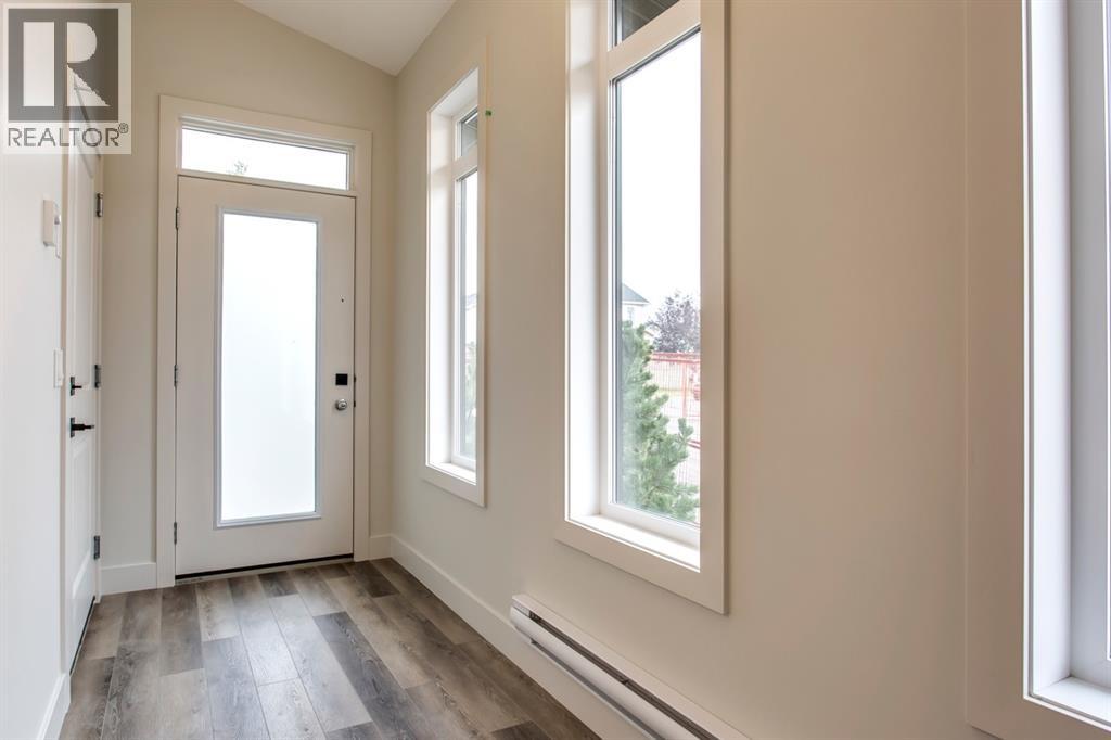 259 Royal Elm Road NW