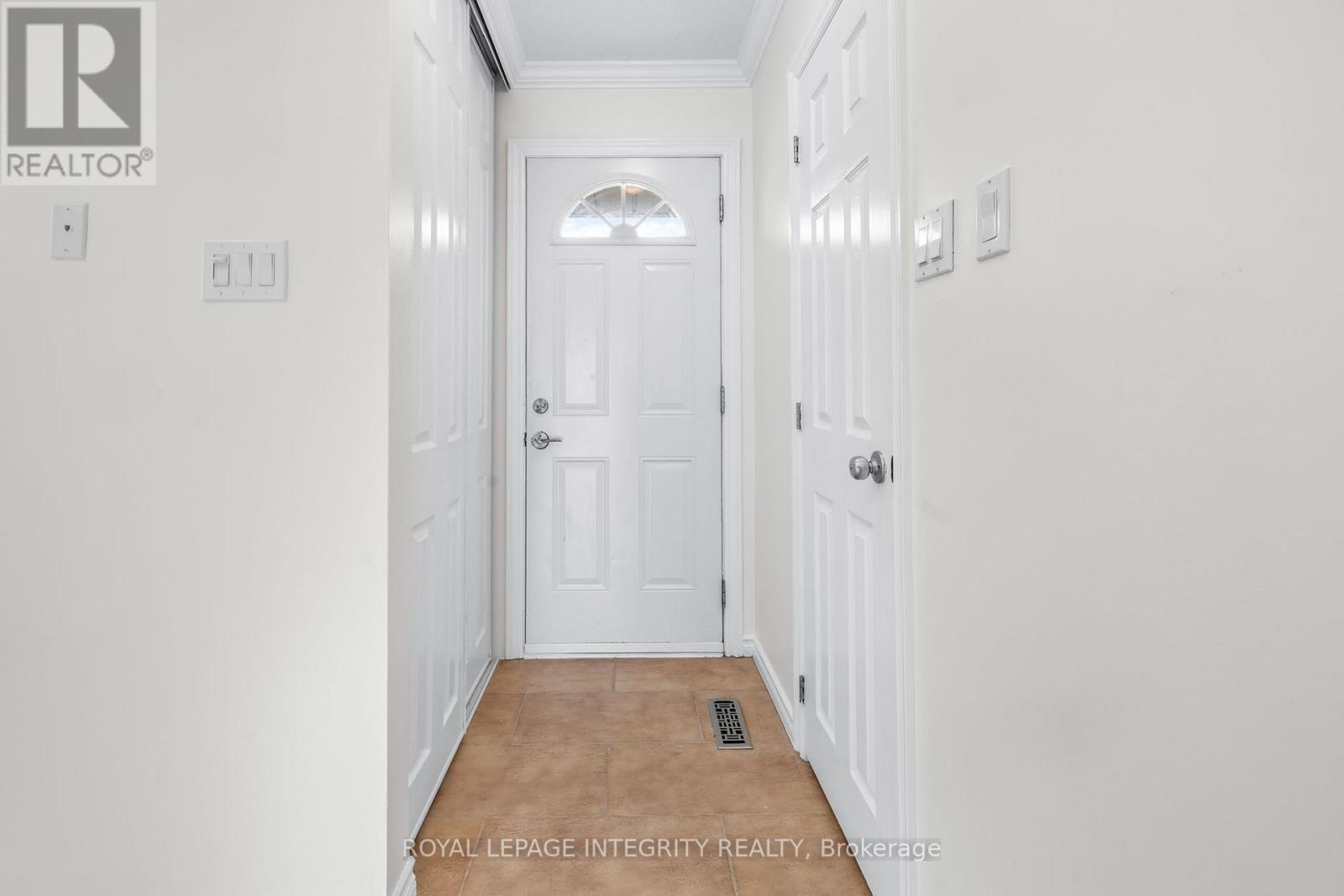 82 - 2570 SOUTHVALE CRESCENT