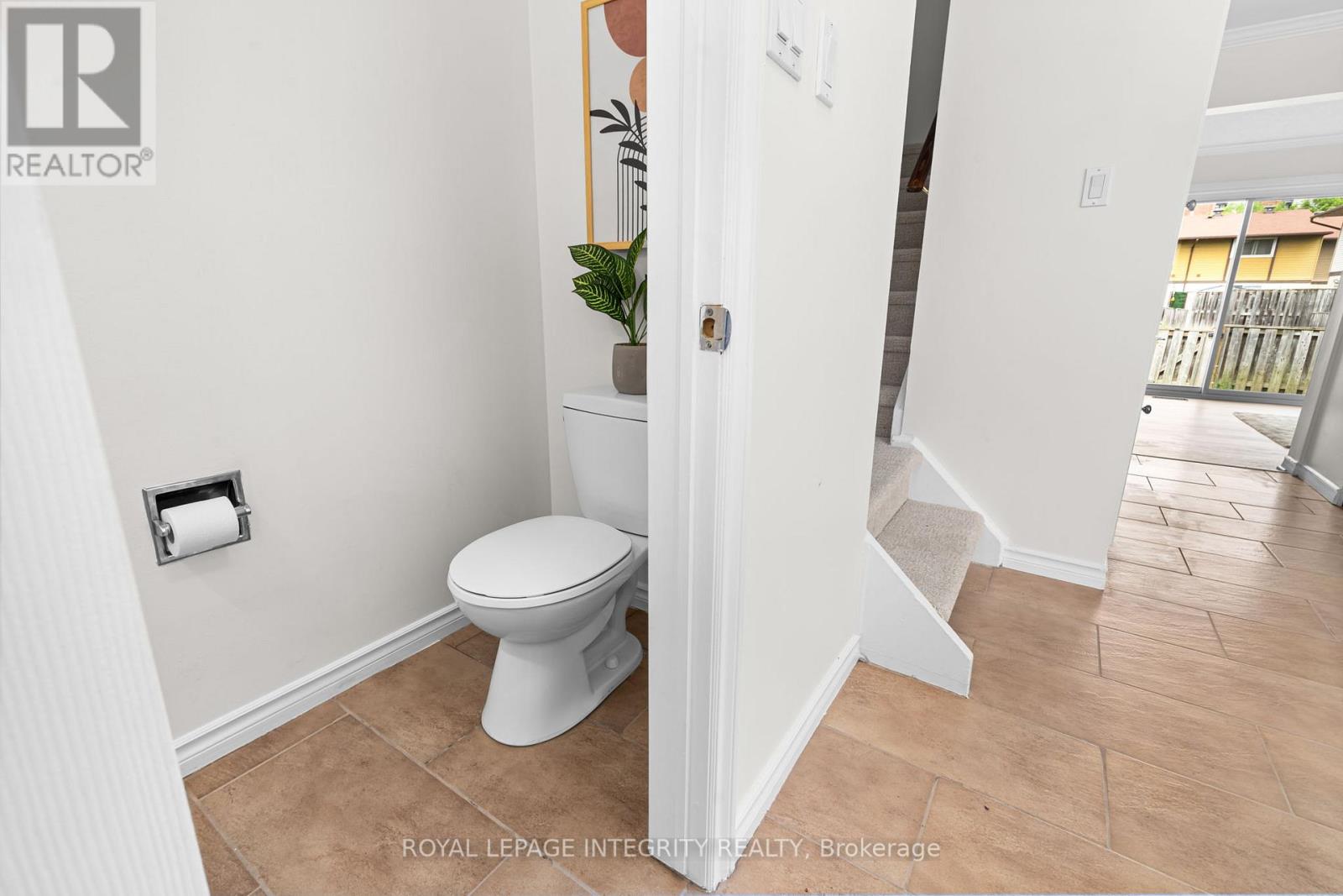 82 - 2570 SOUTHVALE CRESCENT