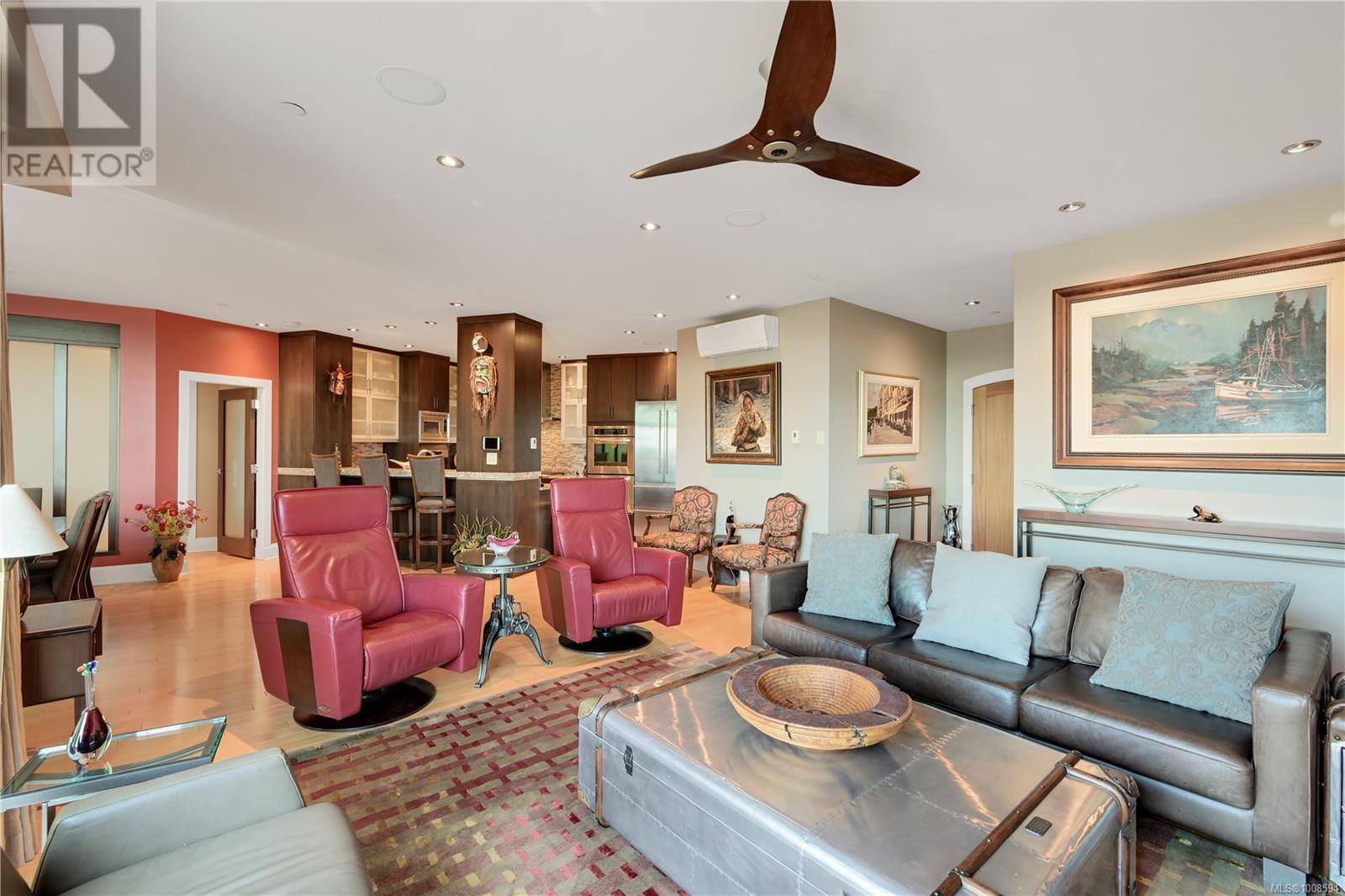 802 847 Dunsmuir Rd