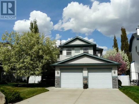 116 Oakmere Place Chestermere AB T1X1L1