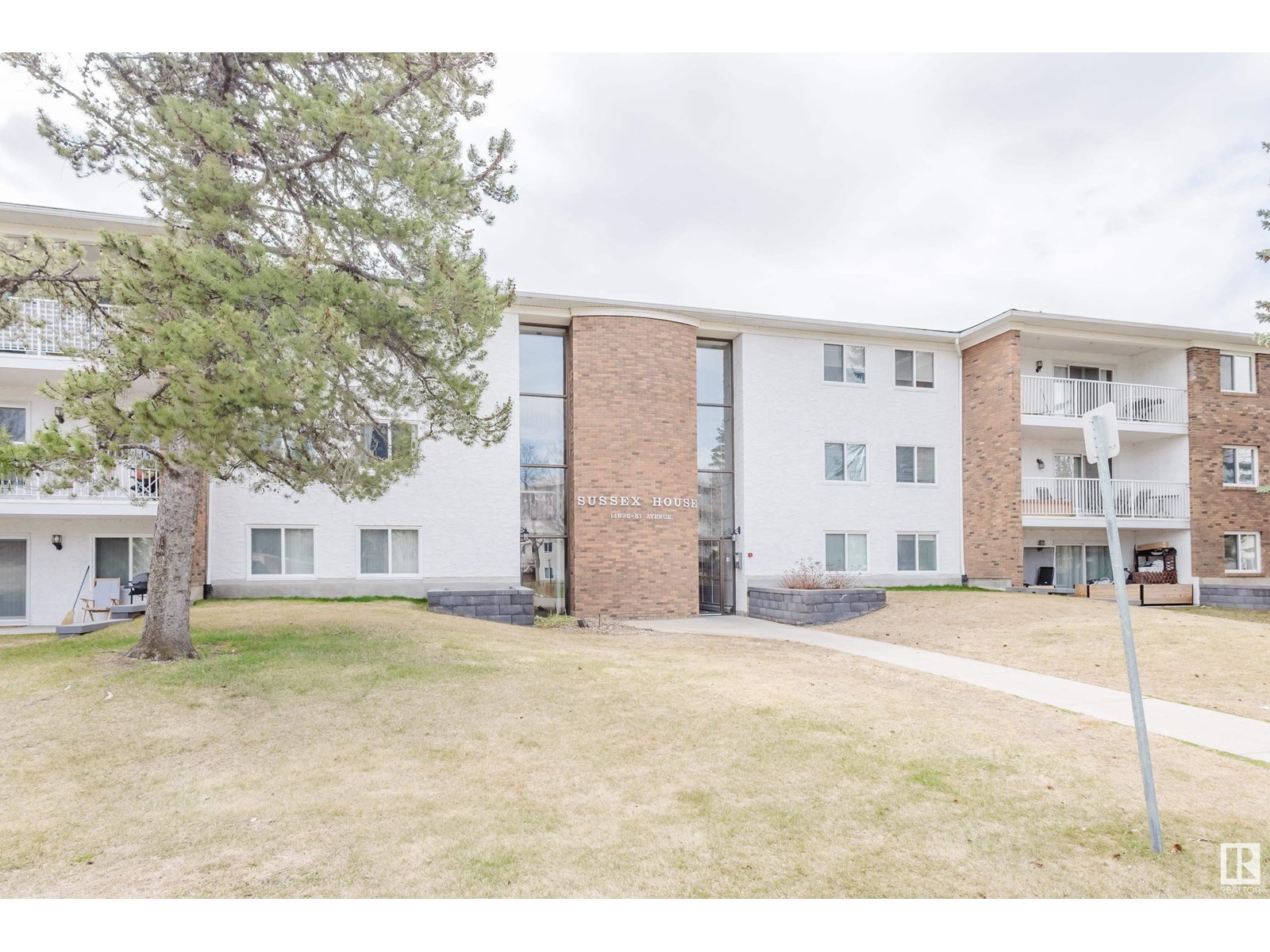 #304 14825 51 AV NW