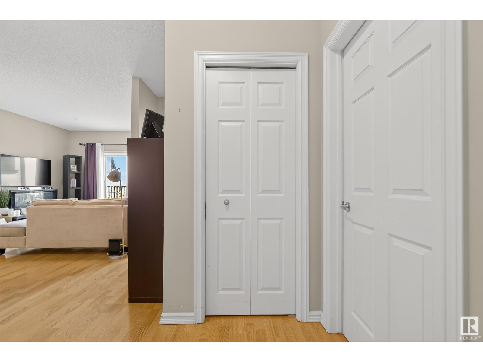 #427 226 MACEWAN RD SW