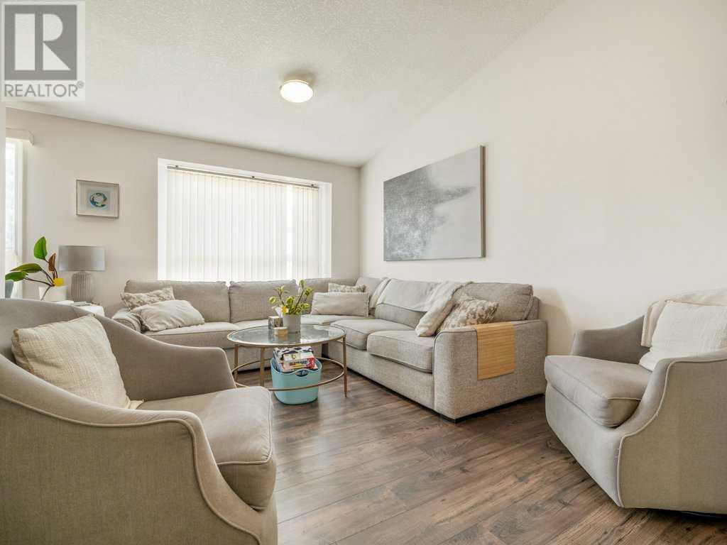 15 Dakota Road W