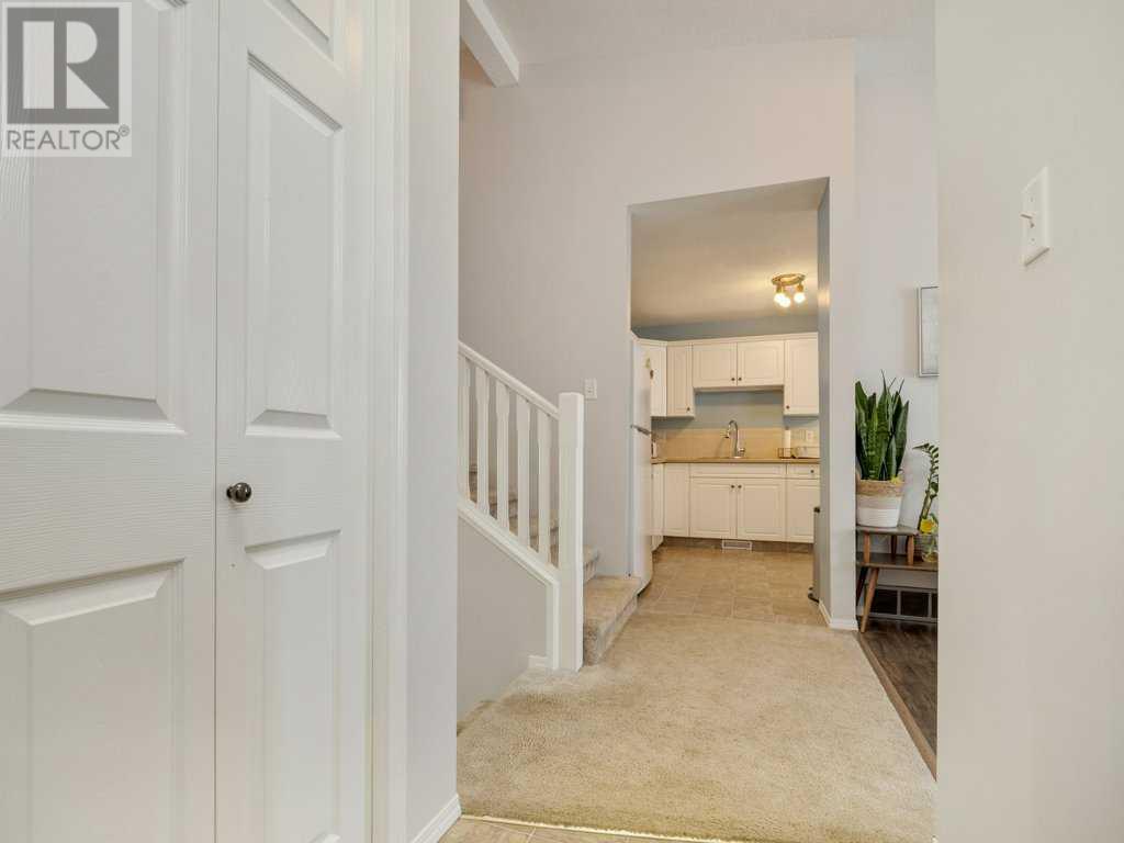 15 Dakota Road W
