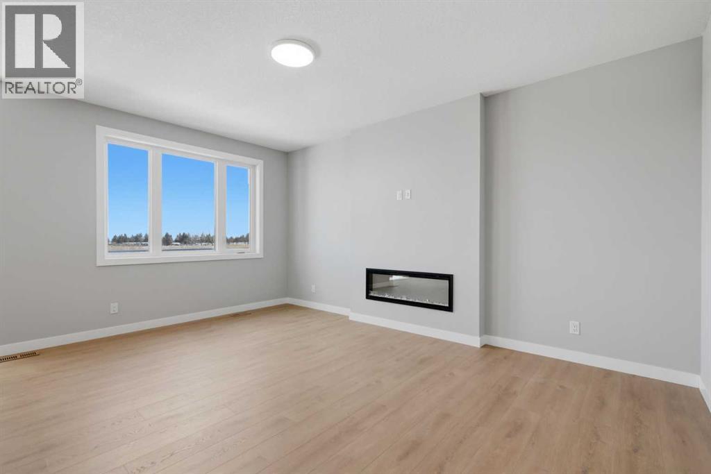 139 Belvedere Crescent SE