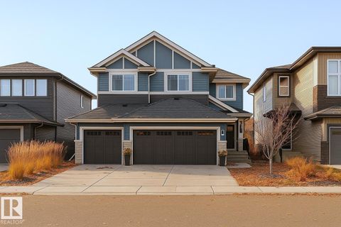 6616 KNOX PL SW Edmonton AB T6W4A1