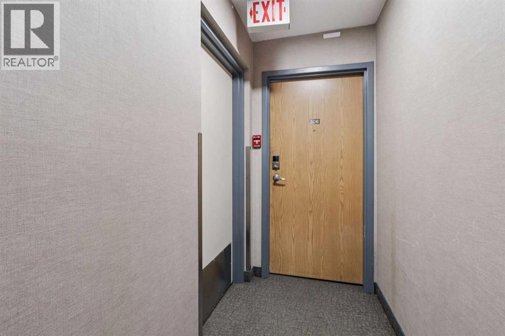 506, 1900 25A Street SW