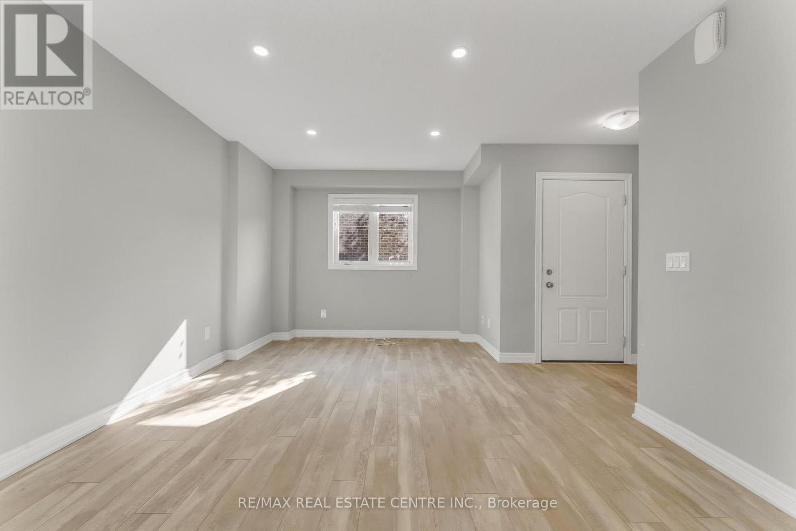 59 - 7768 ASCOT CIRCLE