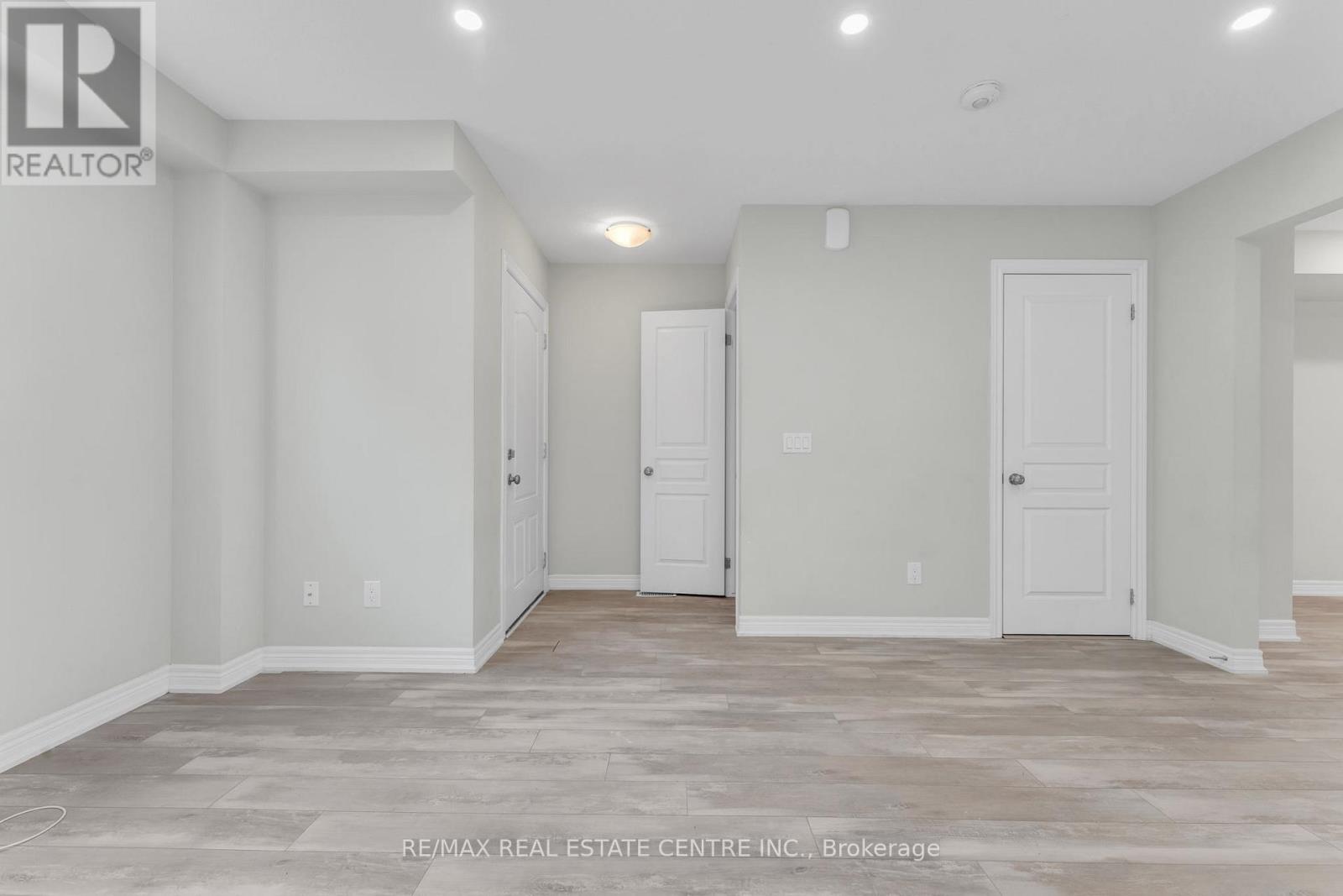 59 - 7768 ASCOT CIRCLE