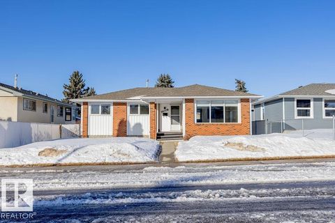 14008 83 ST NW Edmonton AB T5E2X7