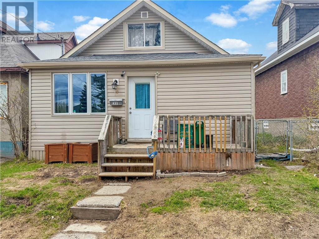 431 Frood Road