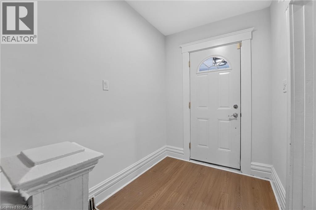 39 BEECHWOOD Avenue