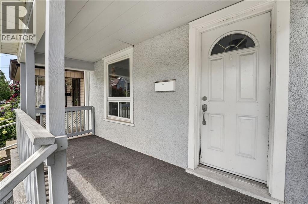 39 BEECHWOOD Avenue